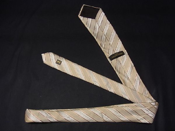 1円 LOUIS VUITTON ルイヴィトン シルク100％ モノグラム 斜め