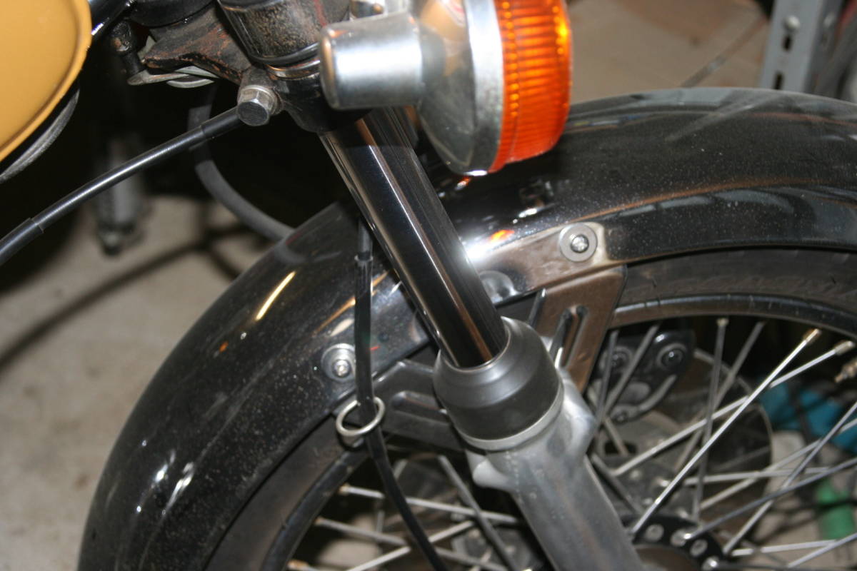 250ss 350ss 400ss KH250 KH400 フロントフェンダー固定ビス クローム 