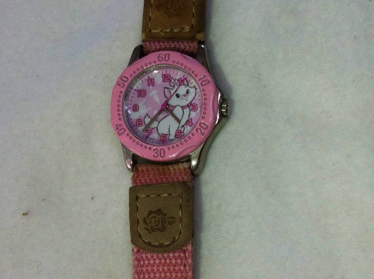 ディズニーストア オシャレキャット マリー ネコ ちゃん 小学生 幼児 子供用 腕時計 電池交換済 正常動作 ディズニー 売買されたオークション情報 Yahooの商品情報をアーカイブ公開 オークファン Aucfan Com