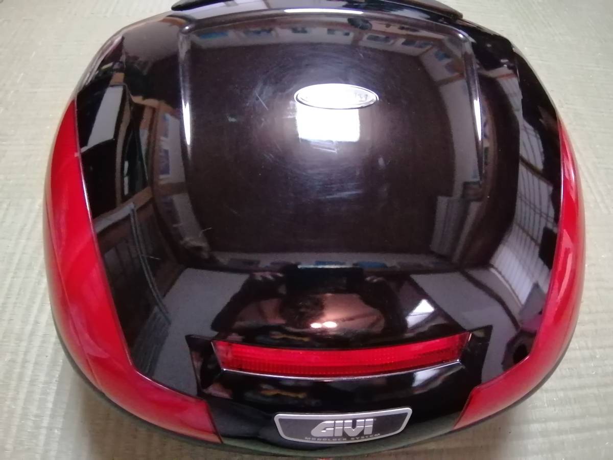 バイク用 大型リアボックス GIVI SIMPLY 大型 ジャンク(トップケース 