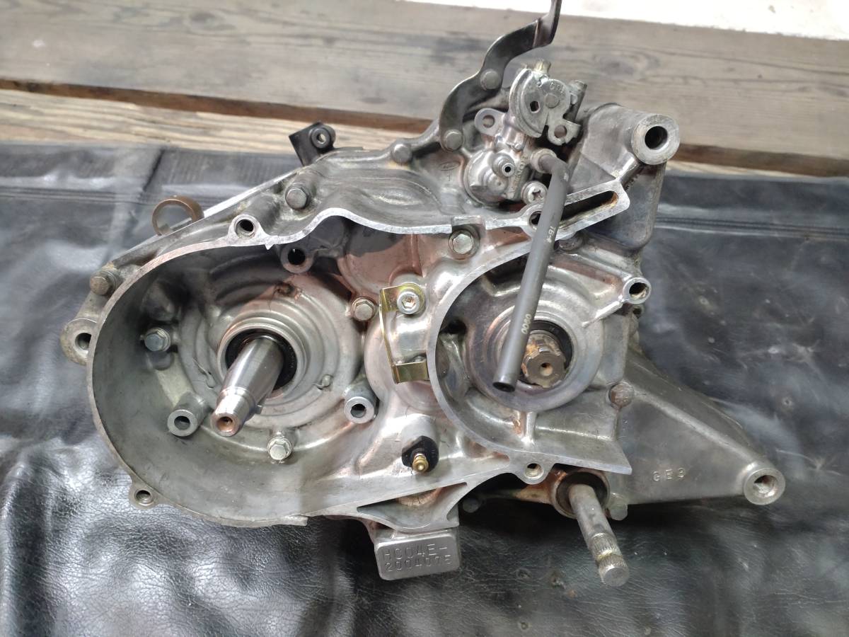 NSR80 NSR50 エンジン腰下 HC04E 希少 ミッション クランク NSR50 0 
