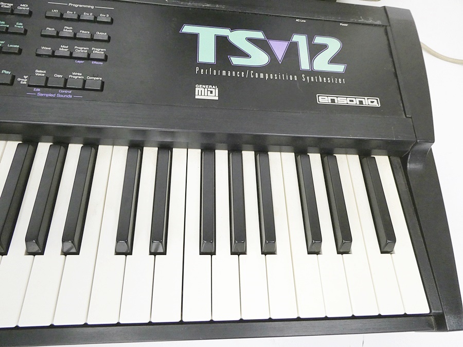 ENSONIQ TS-12 シンセサイザー エンソニック 02 67-482593-11 ENSONIQ TS-12 シンセサイザー エンソニック 02 67-482593-11