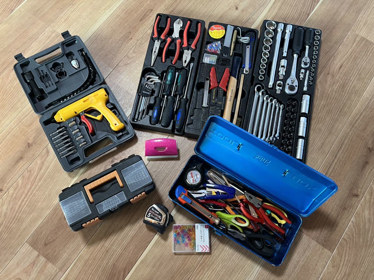 本物保証，お得 DIY工具セット 工具 まとめて 工具セット プライヤー 六角レンチ ペンチ ニッパー ドライバー バール 他 作業工具 ハンドツール(工具セット)｜売買されたオークション情報、yahooの商品情報を 工具セット