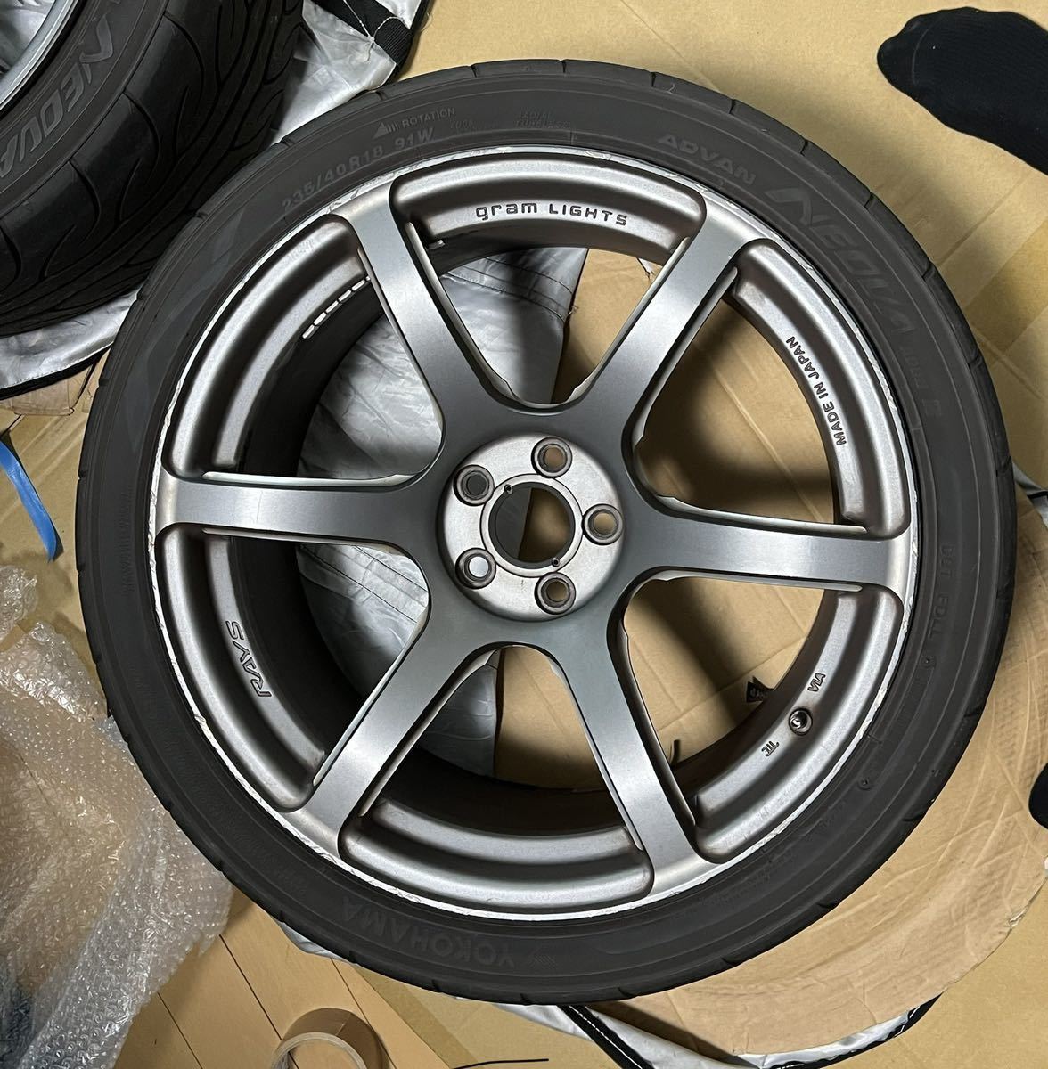 中古4本】Rays 57C6 9.5j40 18インチ ADVAN Neova 235/40R18 86 BRZ 