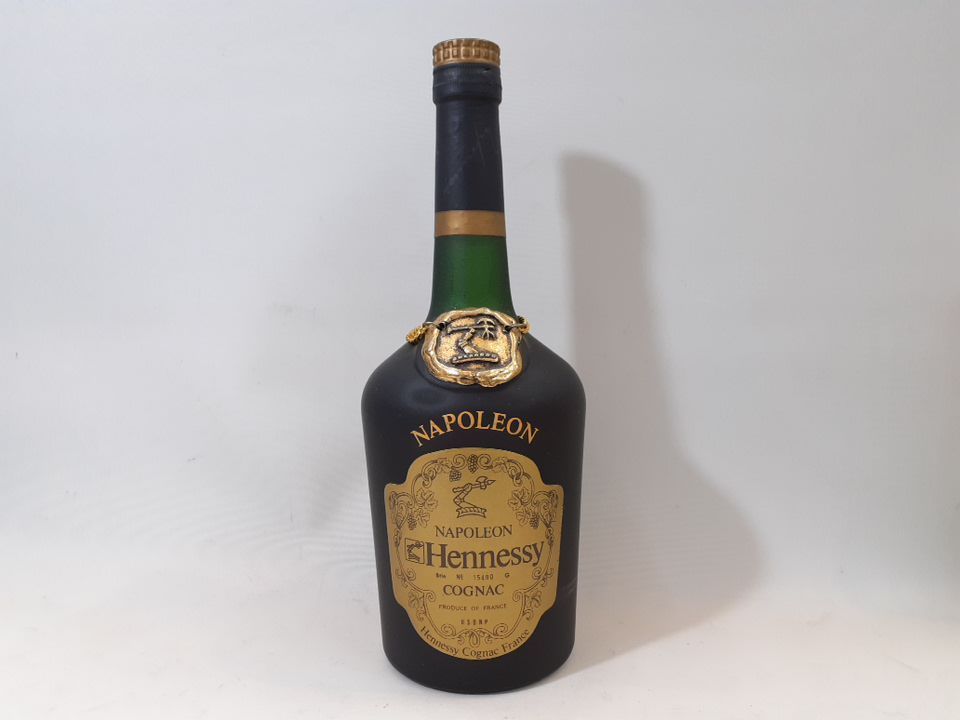 古酒 未開封 ヘネシー ナポレオン 金キャップ 700ml 未開栓】ヘネシー ナポレオン グリーンボトル 700ml 40% Hennessy