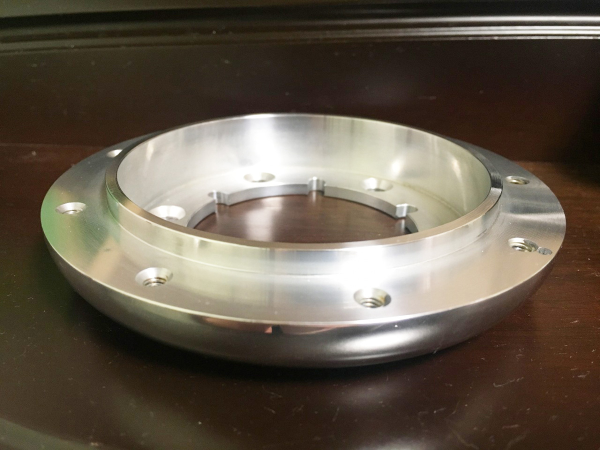 ボイドホーンボタンと変換アダプター アルミ ボス アダプター モモ6穴