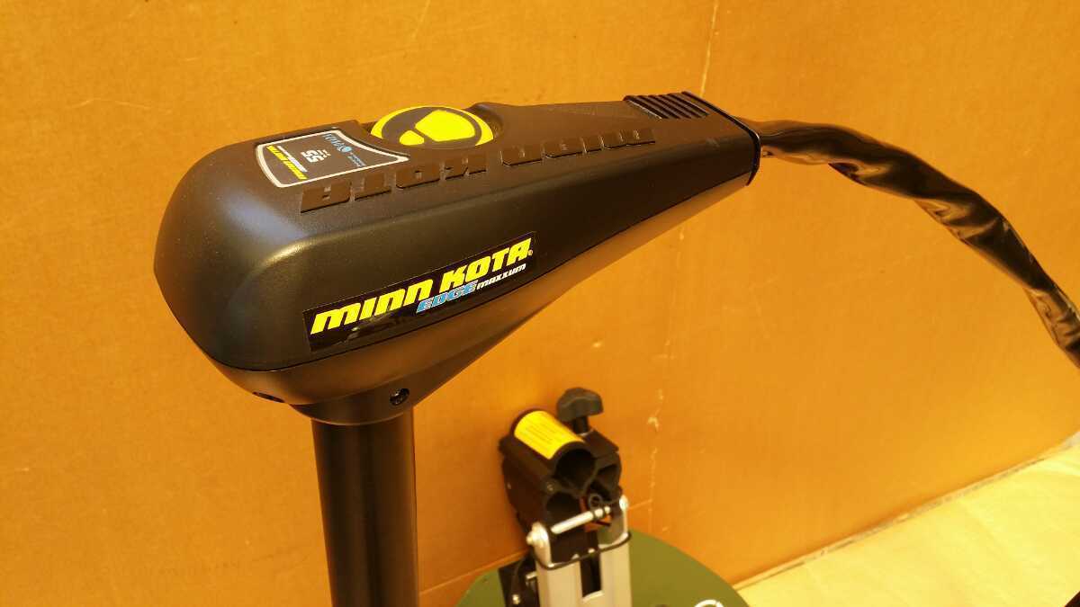 ミンコタ エッジマクサム55lb 12V 美品 ショートマウント バウデッキ 