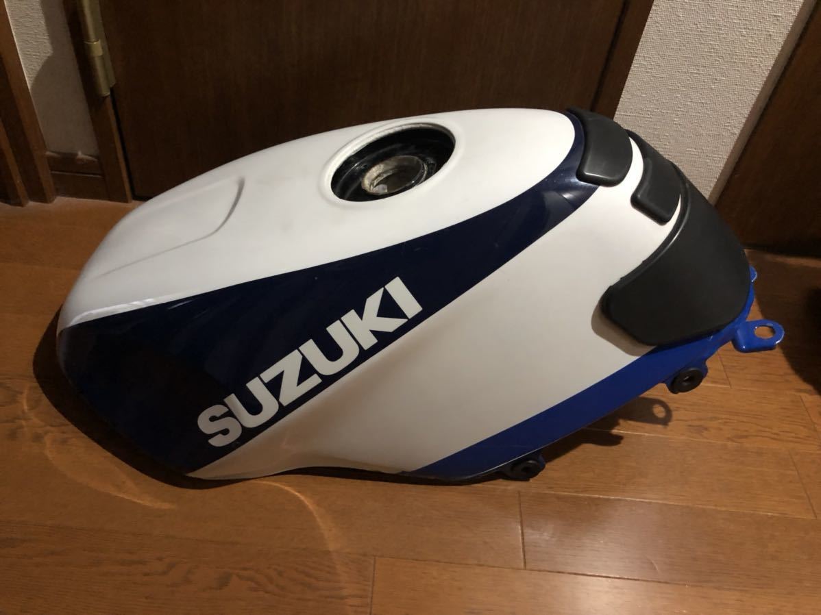 GSX-R250R GJ73A ガソリンタンク フューエルタンク GJ73A 2026年最新 