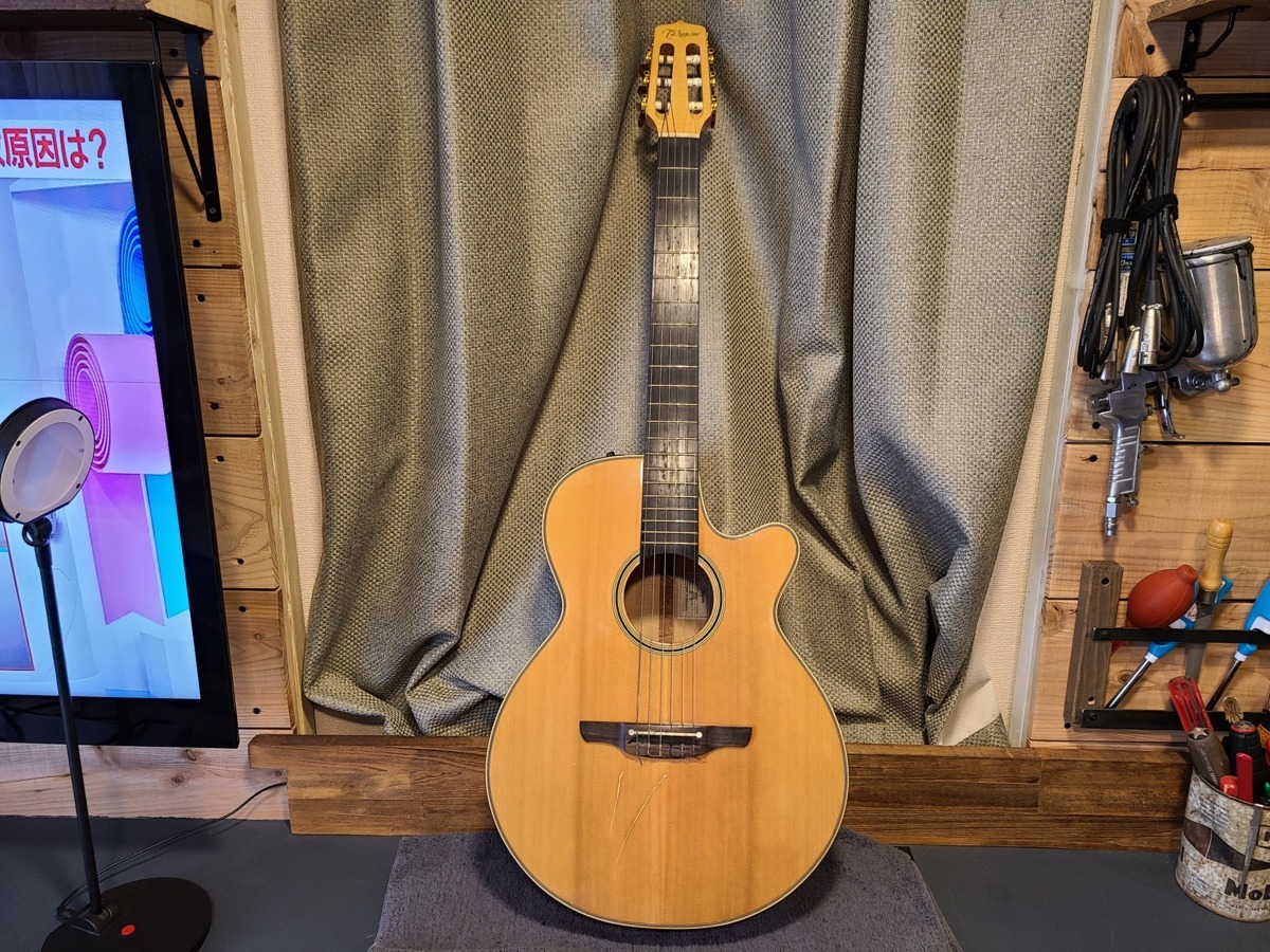 Takamine タカミネ エレガットギター PT-115N（ST） キズ有 中古