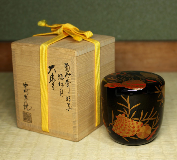 大棗 新古海松貝蒔絵 而妙斎好写 中村宗尹 共箱