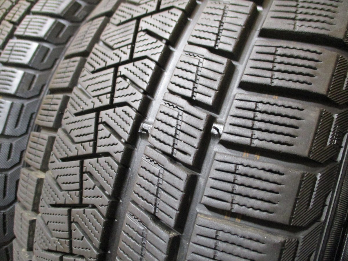 【青森発】215/55R16 93Q★8.5分山 ピレリ ICE ASIMMETRICO 2018年製　4本価格　スタッドレス【送料無料】AOM-X1158　トヨタ クラウンなど 215&frasl;55R16 ピレリ 4本セット V40CC V40 評価篇