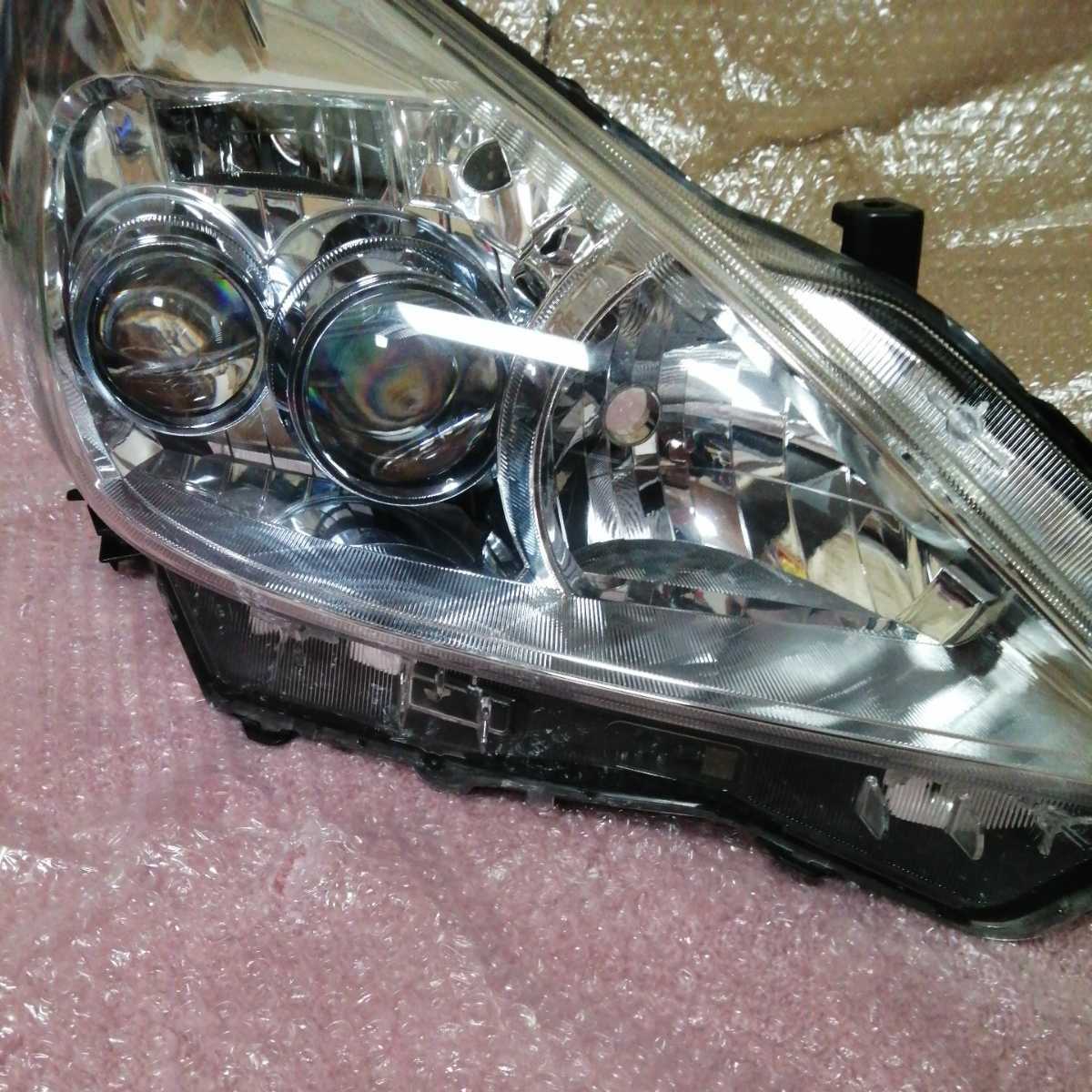 プリウスα☆ZVW40W☆前期純正 LED ヘッドライト 右側☆KOITO 47-42☆中古品_8