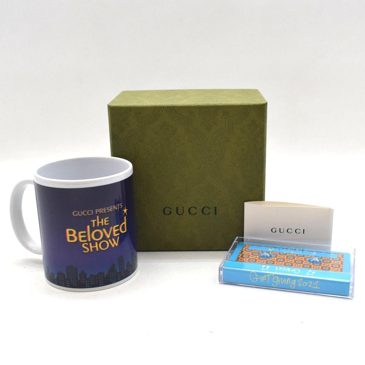 Gucci グッチ マグカップ カセットテープ型usb ノベルティ 2点セット S3945 グッチ 売買されたオークション情報 Yahooの商品情報をアーカイブ公開 オークファン Aucfan Com