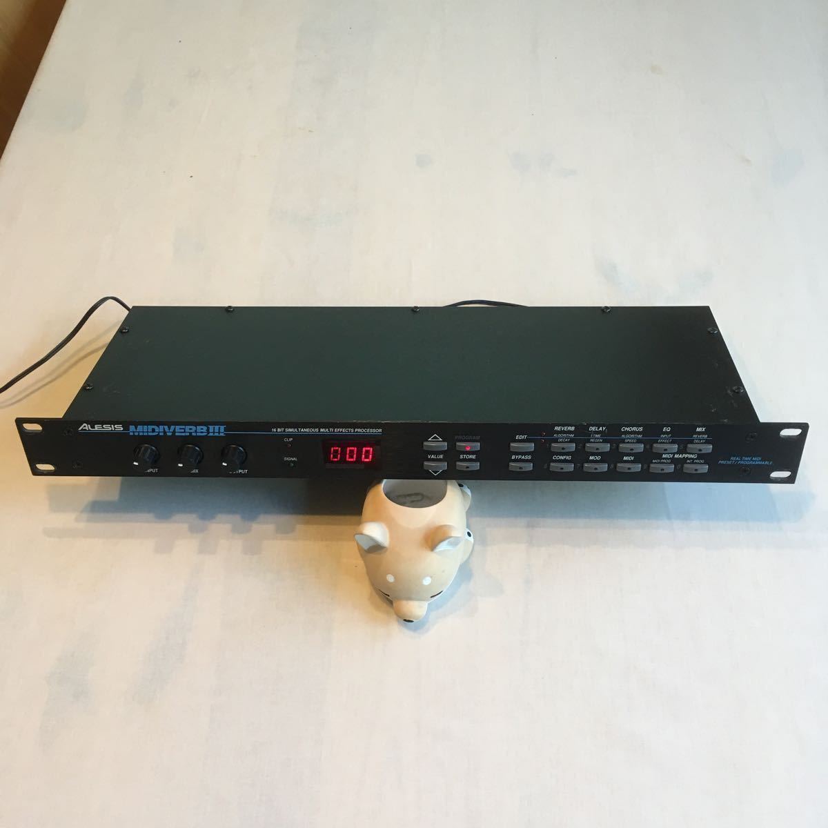 ALESIS MIDIVERB III 動作品 日本語取説付き ホビー、カルチャー 楽器