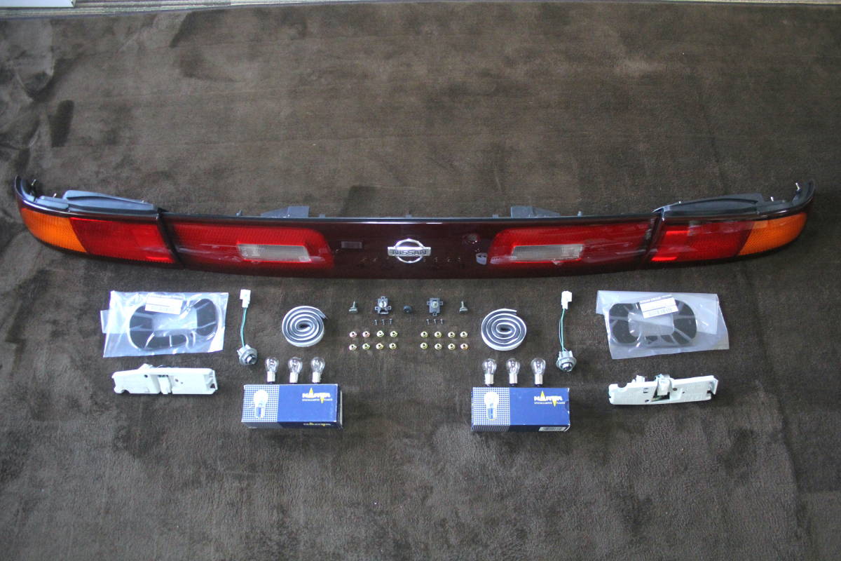 日産 純正 シルビア S14 前期 テール ガーニッシュ 新品ブチルゴム 