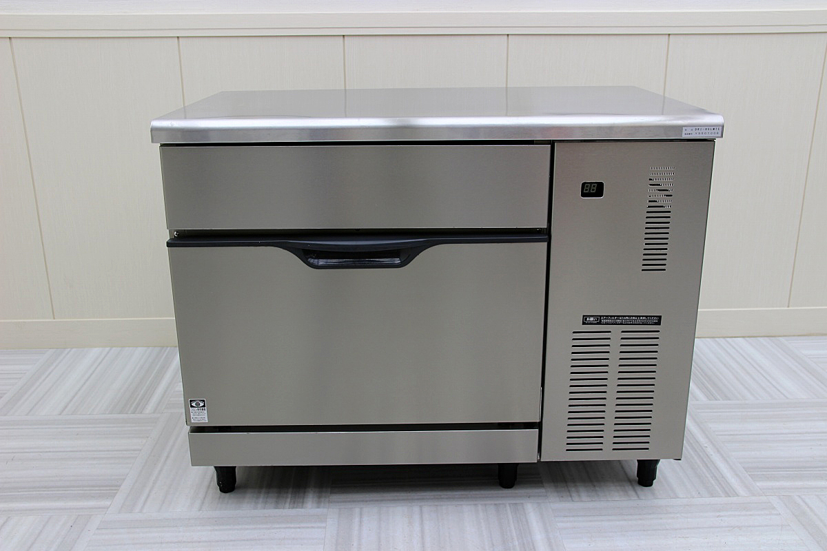 超美品！19年製 ダイワ大和冷機 全自動製氷機 大型 キューブアイス