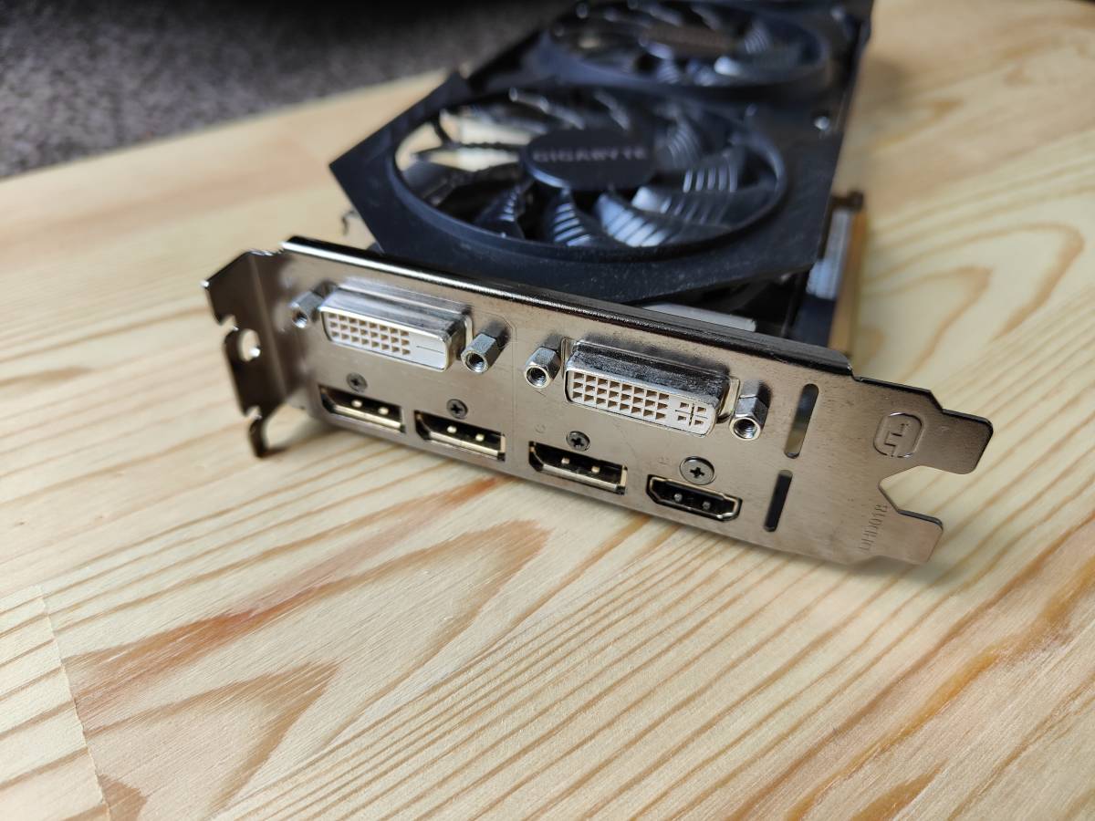 GIGABYTE製 GeForce GTX1650 LP グラボ 動作品 GIGABYTE製 GeForce GTX1650 LP グラボ 動作品 | GIGABYTE