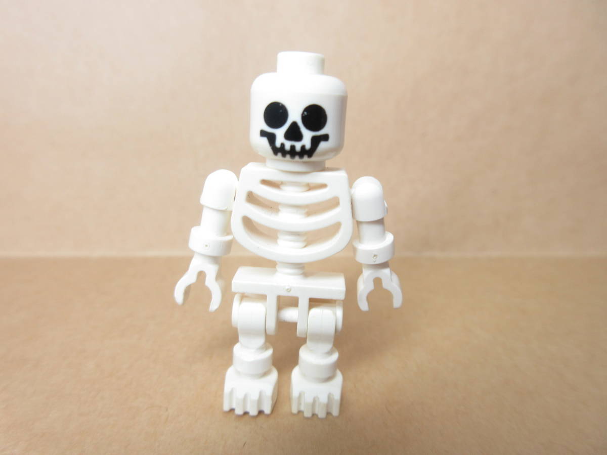Lego G117 ガイコツ ミニフィグ 同梱可能 レゴ スケルトン モンスター 骸骨 海賊 パイレーツ ゴースト オバケ キャッスル 冒険 レゴ ディズニー 売買されたオークション情報 Yahooの商品情報をアーカイブ公開 オークファン Aucfan Com