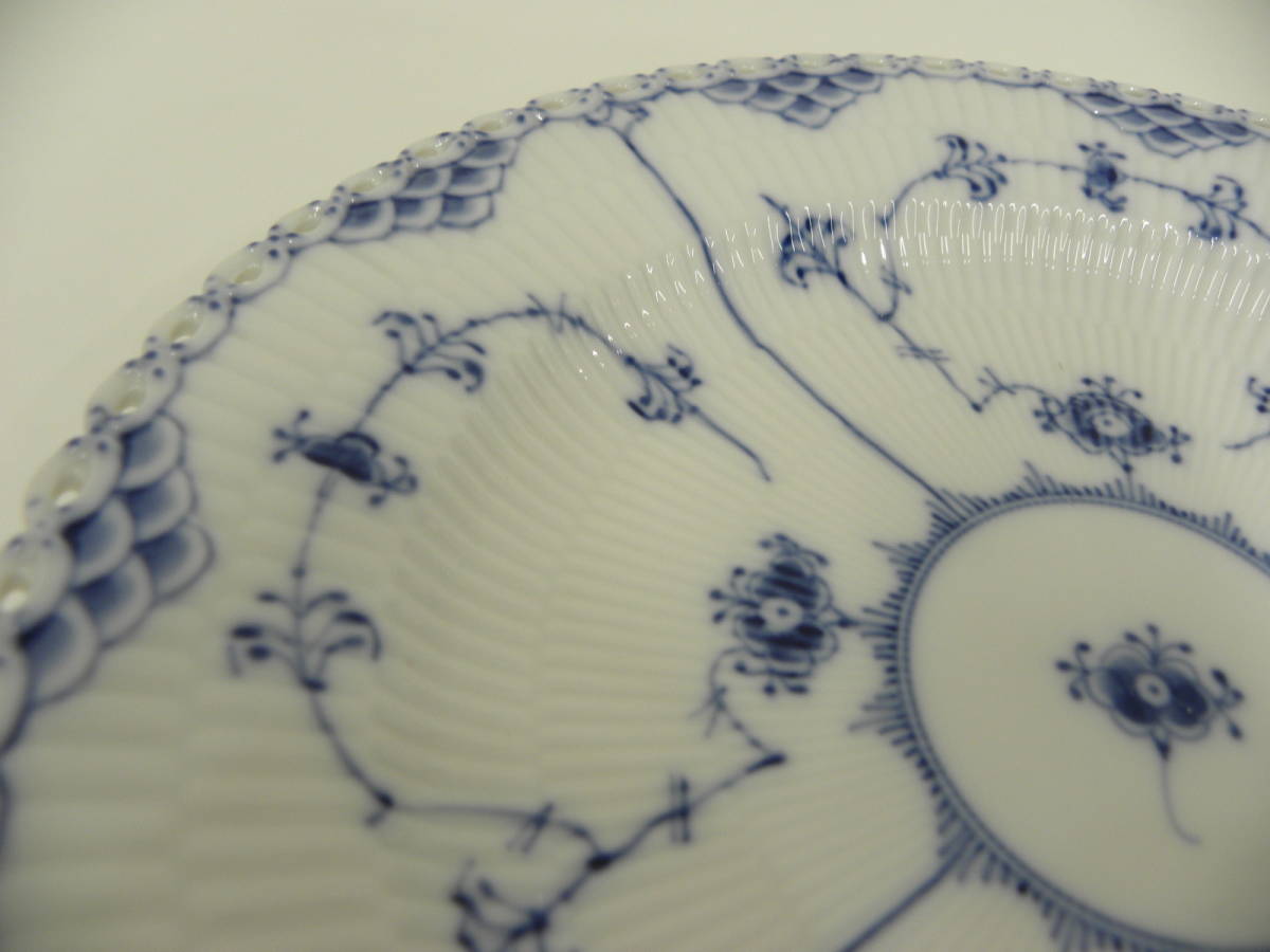 ブランド祭 ロイヤルコペンハーゲン ブルーフルーテッド フルレース プレート ROYAL COPENHAGEN 624_2