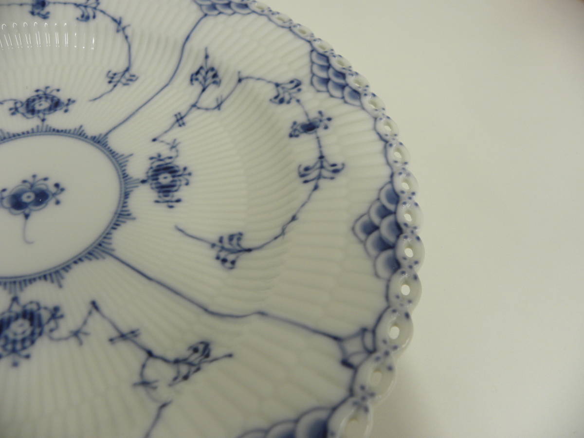 ブランド祭 ロイヤルコペンハーゲン ブルーフルーテッド フルレース プレート ROYAL COPENHAGEN 624_3