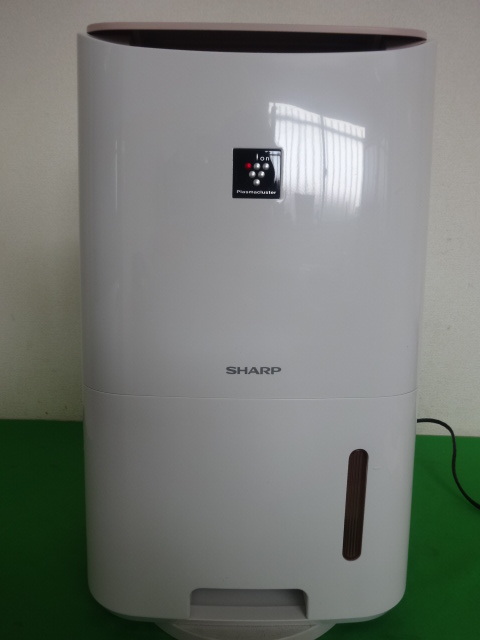 6979☆ SHARP シャープ 除湿機 CV-E71-W プラズマクラスター 2015年製