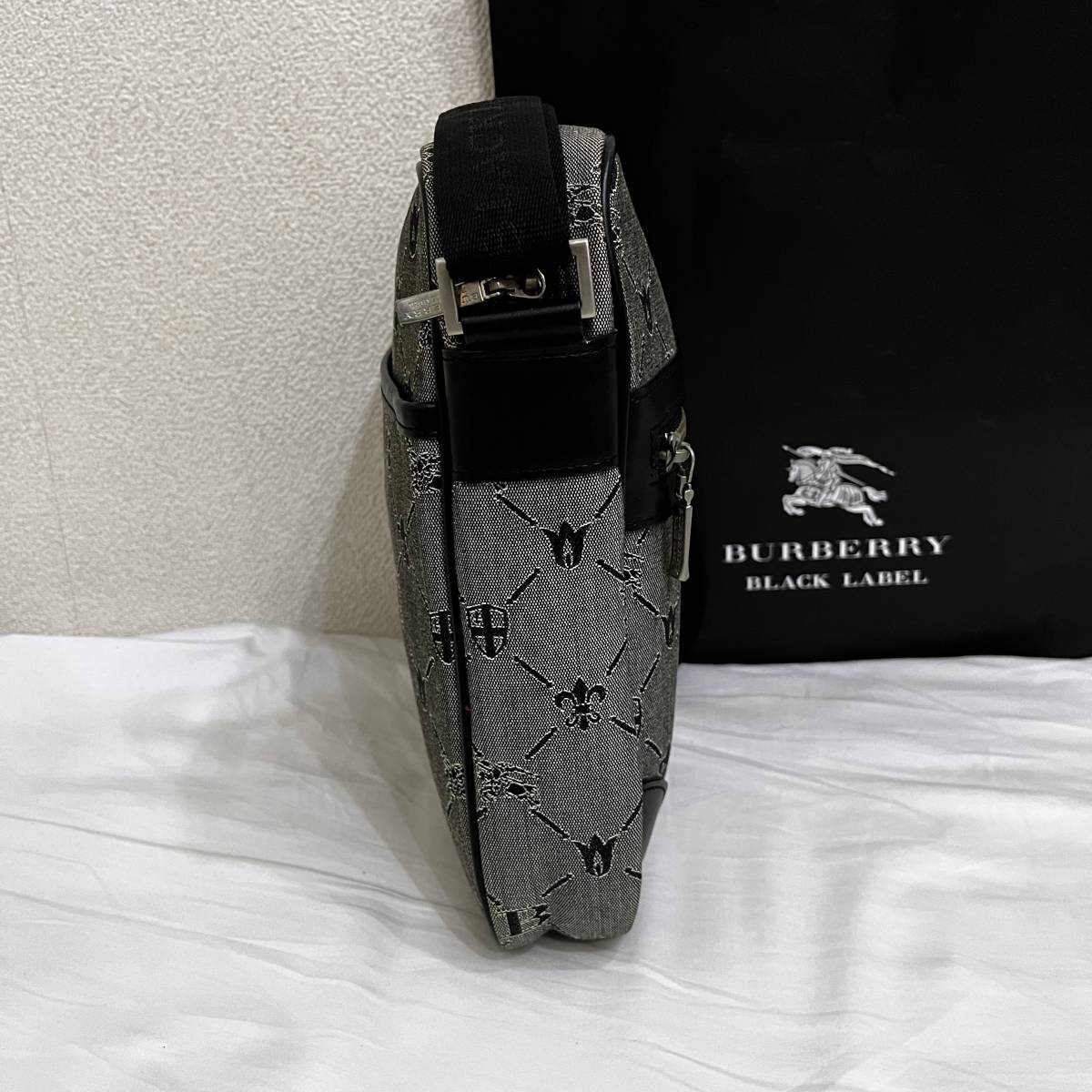 美品 激レア BURBERRY BLACK LABEL バーバリー ブラックレーベル 