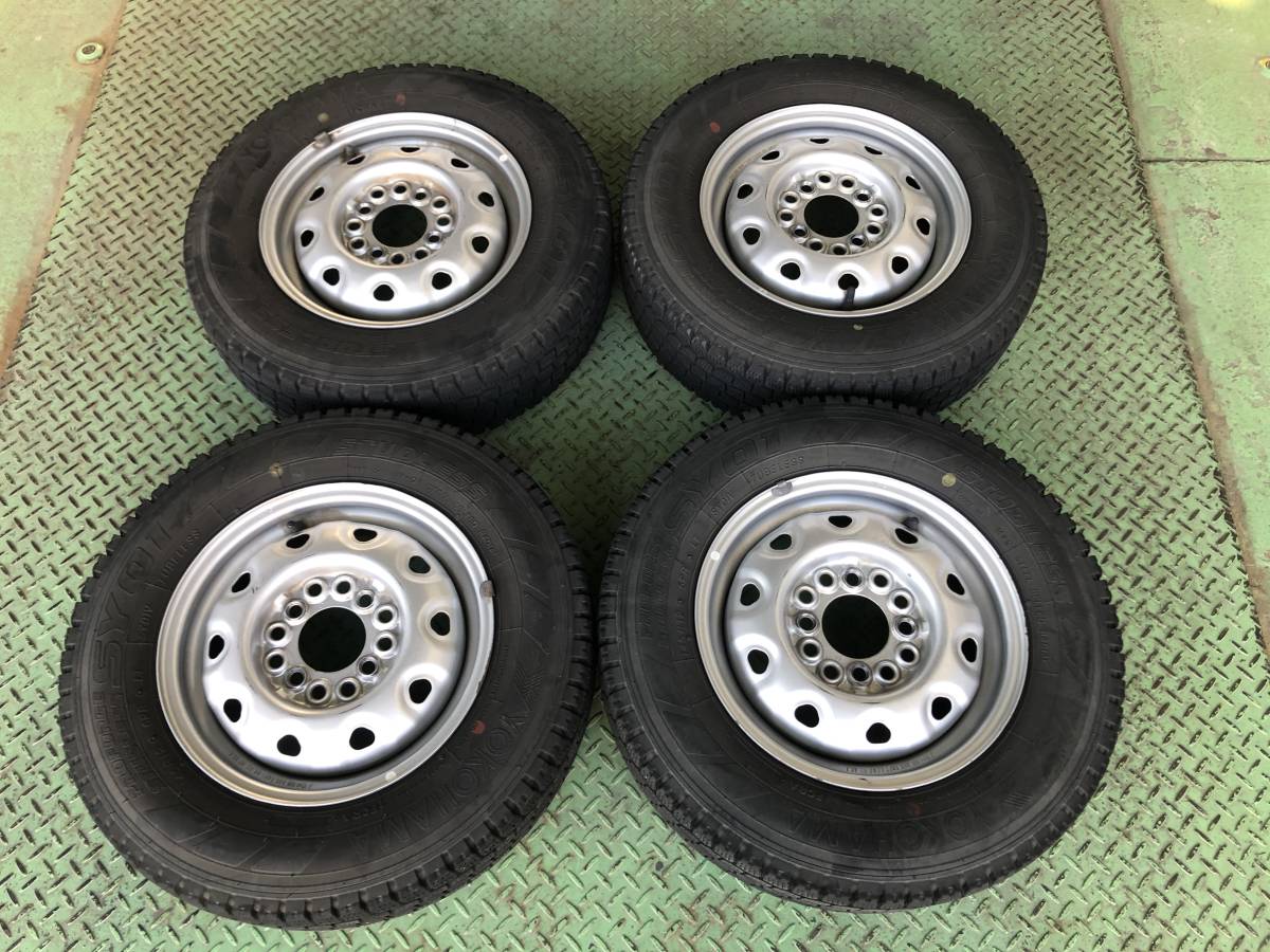 12インチスチールホイールとタイヤ4本セット145R12LT