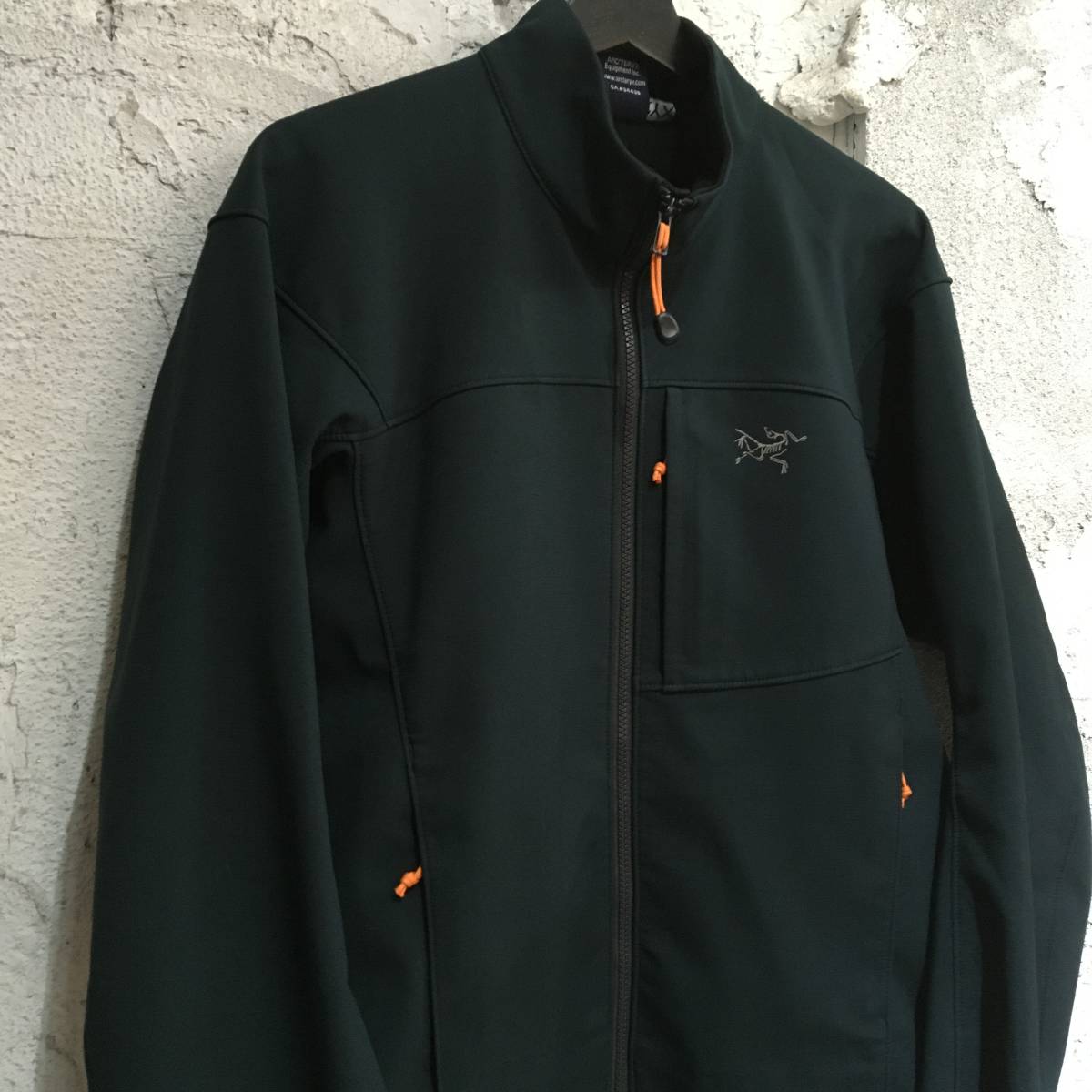 ARC'TERYX アークテリクス ソフトシェルジャケット サイズM ARC'TERYX アークテリクス ソフトシェルジャケット サイズM