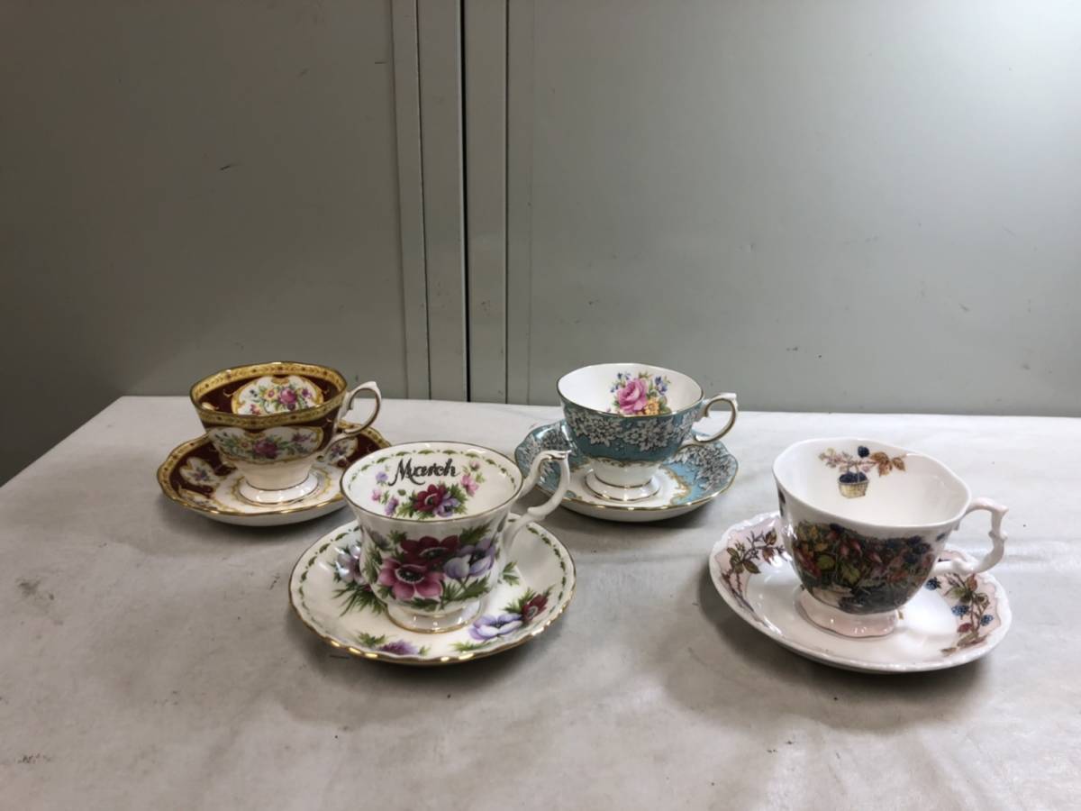 SALE，お買い得 80 ROYAL ALBERT ロイヤルアルバート ROYAL DOULTON ロイヤルドルトン BONE CHINA カップ&ソーサー4客セット(ロイヤルアルバート)｜売買されたオークション情報、yahooの商品情報をアーカイブ公開 - ロイヤルアルバート