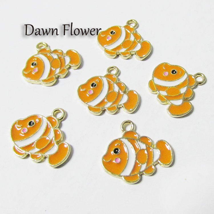 D 0604 8pcs クマノミ 熱帯魚 18 17mm オレンジ チャーム 金属パーツ 売買されたオークション情報 Yahooの商品情報をアーカイブ公開 オークファン Aucfan Com