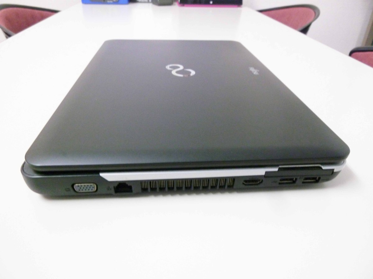 富士通LIFEBOOK A531⁄DX i3-2330M 4G 250G windows10Pro □ 富士通 富士通LIFEBOOK A531⁄DX i3-2330M 4G 250G windows10Pro □ 富士通