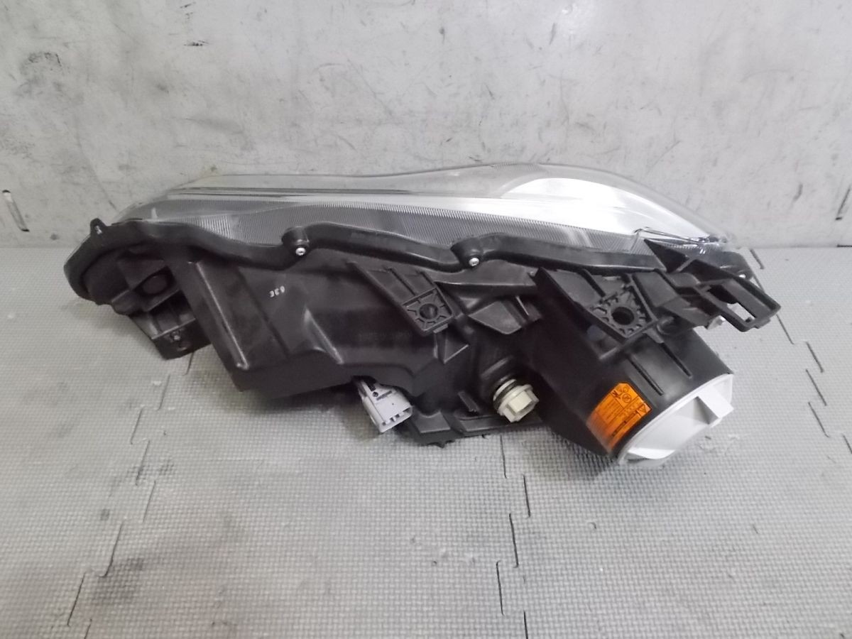 0 ZN6 トヨタ 純正 HID ヘッドライト 前期 ハチロク 点灯OK!!トヨタ ヘッド 純正キセノンヘッドライト&frasl;HID 左側&frasl;L ZC6&frasl;BRZ zn6 トヨタ86（種類（カーライト電球）HID・キセノン）（ヘッド 車検対応