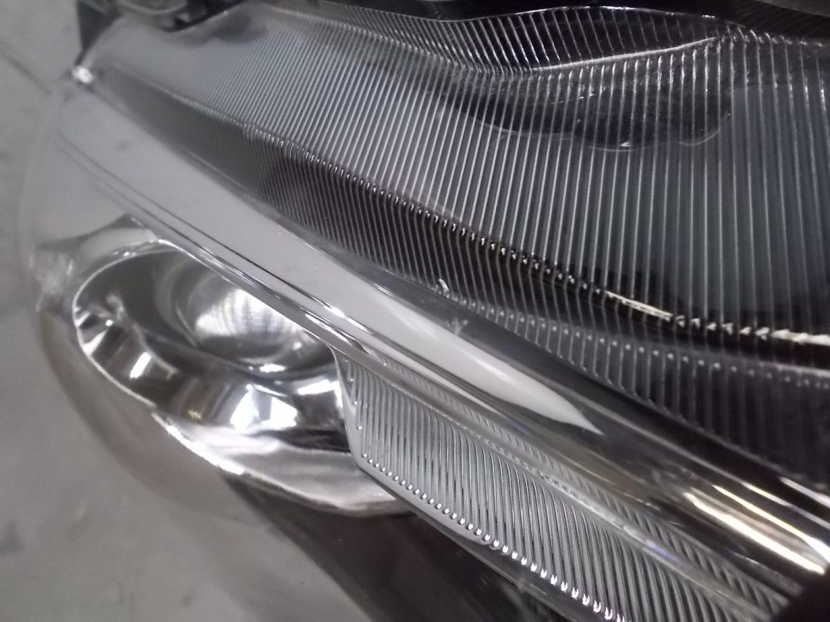0 ZN6 トヨタ 純正 HID ヘッドライト 前期 ハチロク 点灯OK!!トヨタ ヘッド 純正キセノンヘッドライト&frasl;HID 左側&frasl;L ZC6&frasl;BRZ zn6 トヨタ86（種類（カーライト電球）HID・キセノン）（ヘッド 車検対応