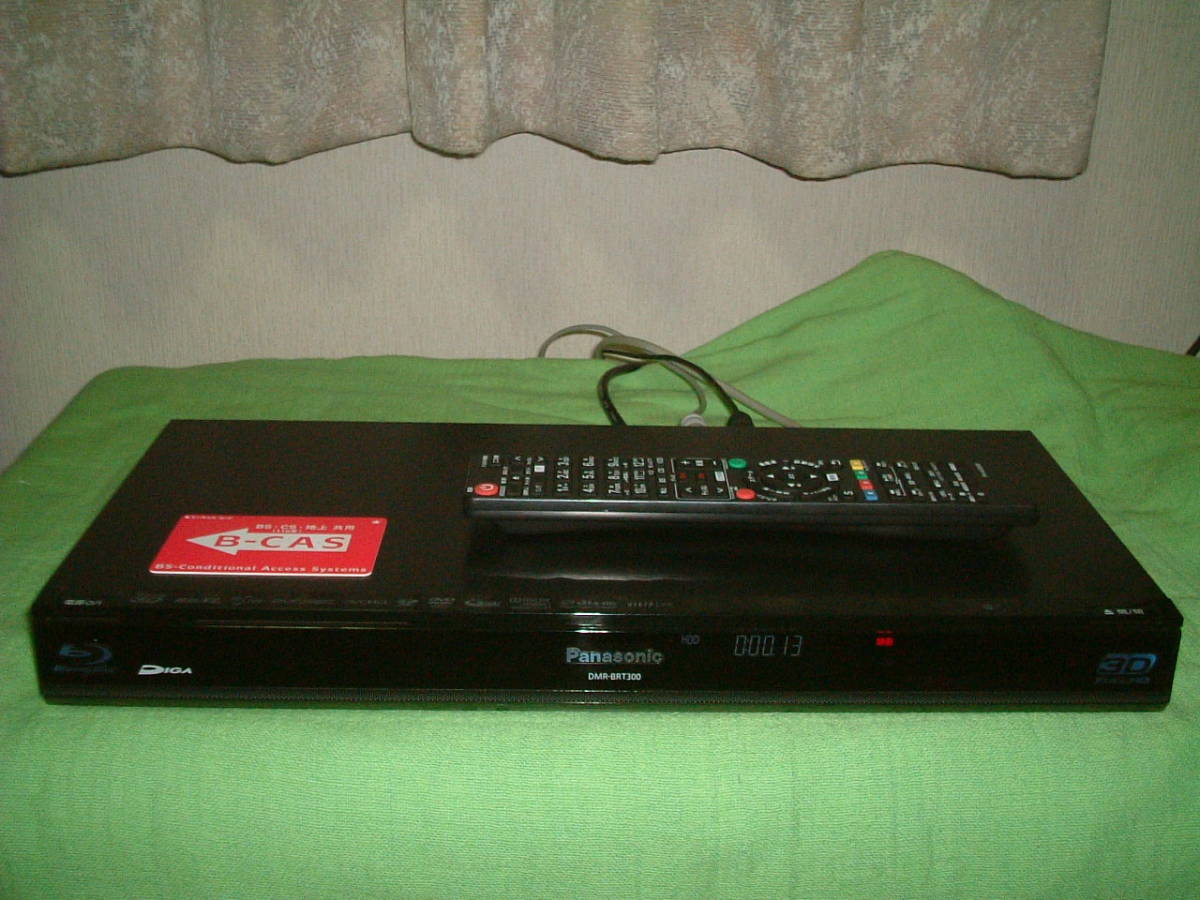 お買い得，新品 １ヶ月保証 パナソニック DMR-BRT300 HDD/DVD/ブルーレイ/ レコーダー 500GB リモコン B-CASカード付(HDD内蔵)｜売買されたオークション情報、yahooの商品情報をアーカイブ公開 - オークファン HDD内蔵