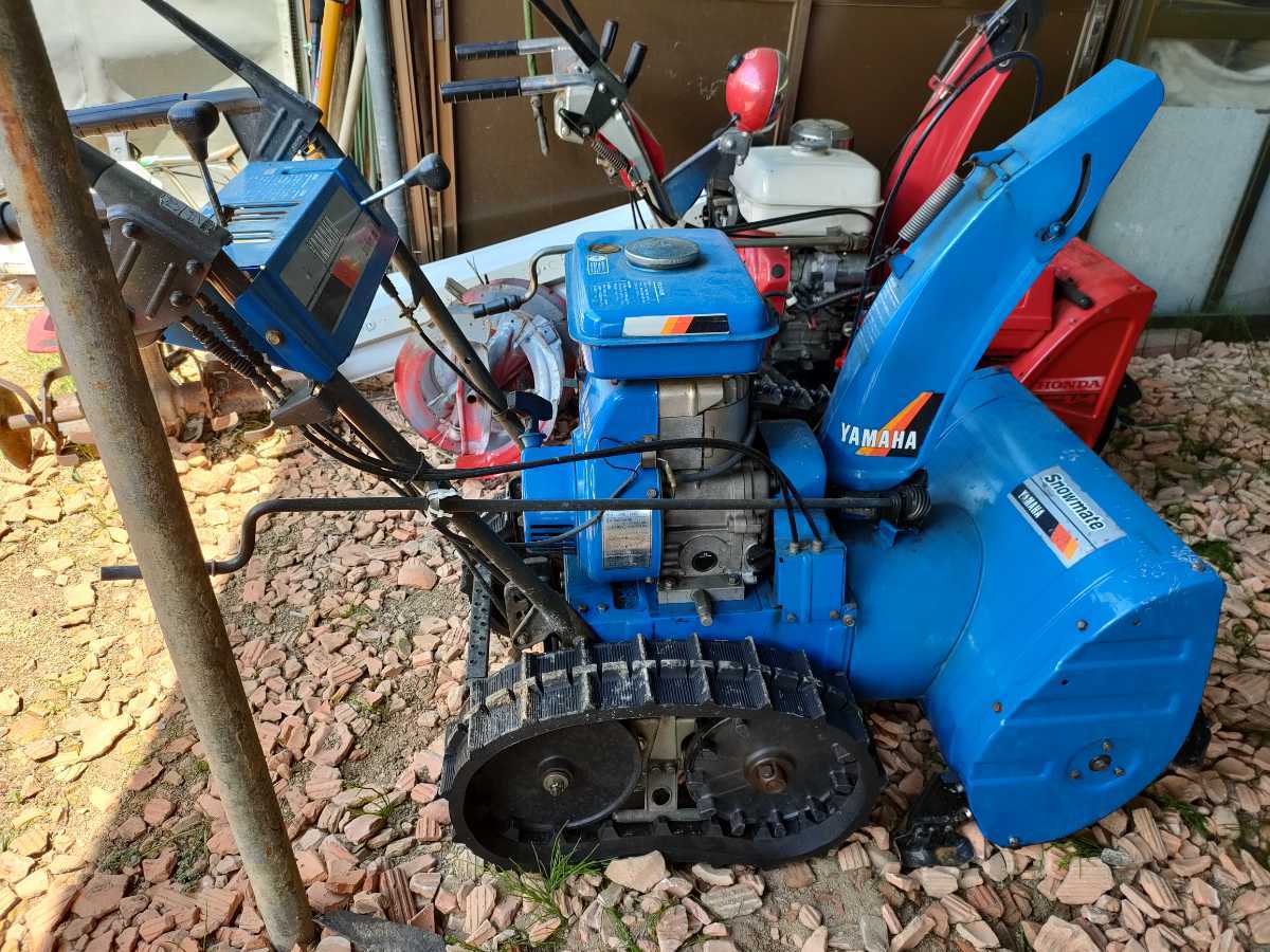 ヤマハ除雪機小型YAMAHA560中古動作品!リコイルスターター、クローラー 