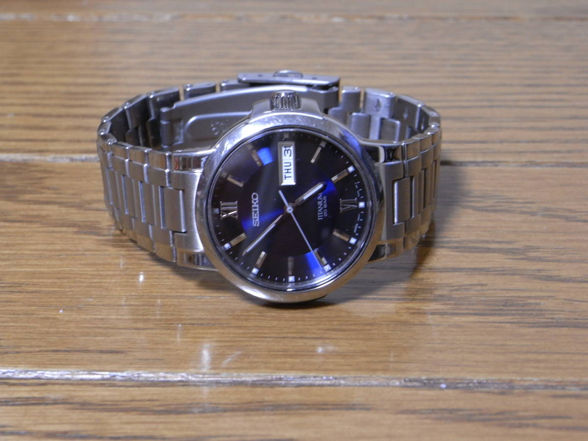 セイコークォーツ 7N43-7B80 稼働中 美品 ダークブルーダイアル SEIKO 