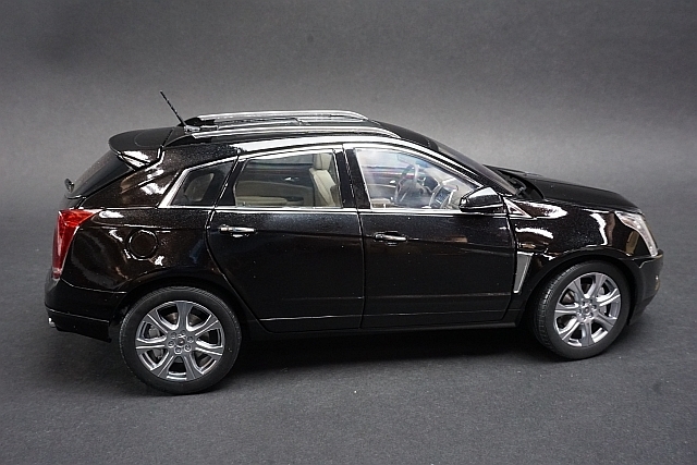 京商 キャデラック SRX クロスオーバー ブルー 1/18 キャデラックSRX