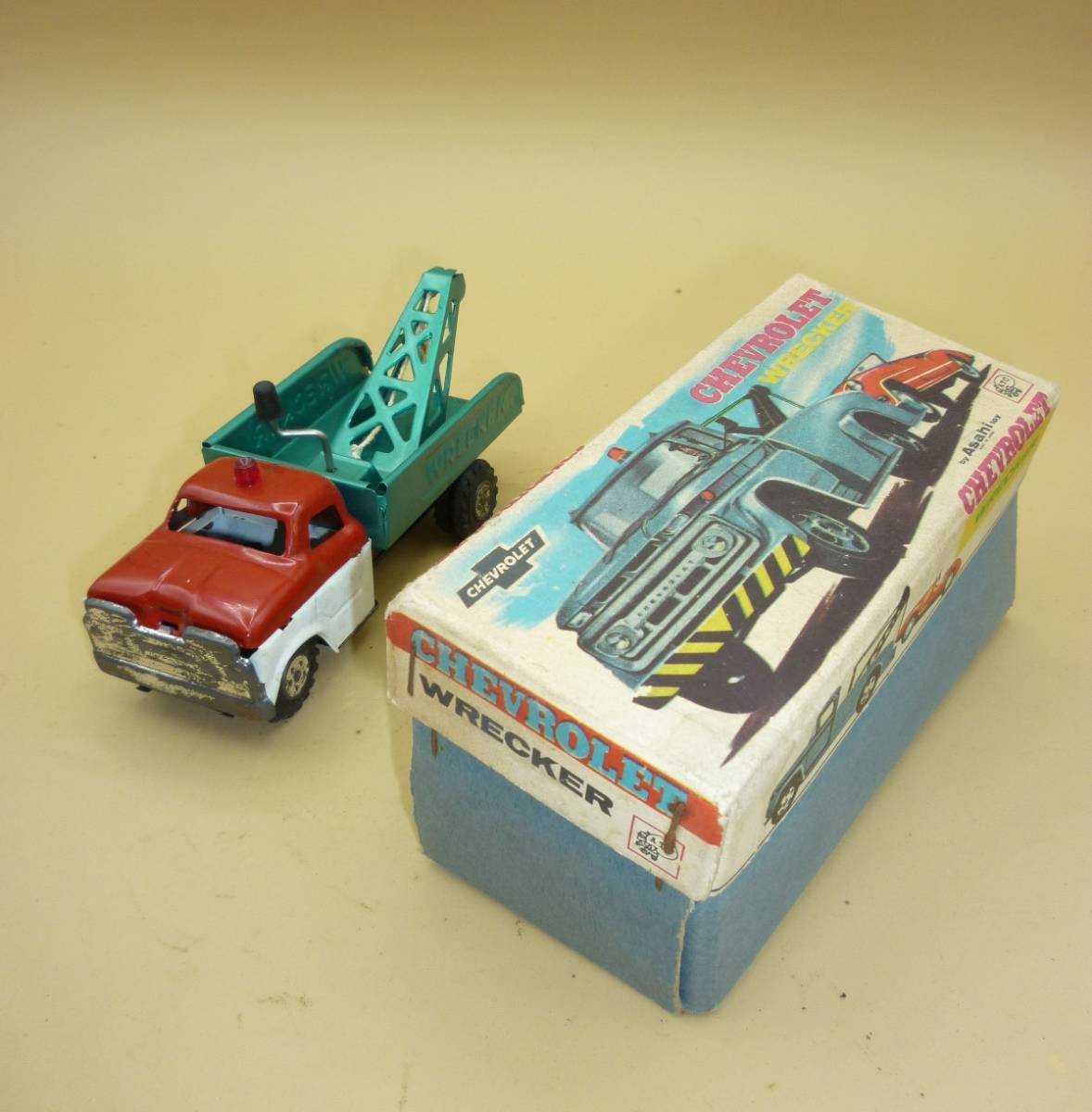 低価，お得 往 昭和レトロ 昔のブリキ玩具 アサヒ玩具 シボレーレッカー車 箱付き クレーントラック(自動車)｜売買されたオークション情報、yahooの商品情報をアーカイブ公開 - オークファン 自動車