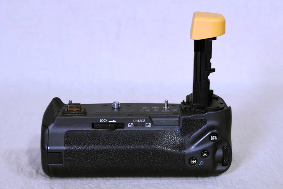 キヤノン　バッテリーグリップBG-E22　EOSR用 Canon BG-E22 バッテリーグリップ 3086C002 バッテリーグリップ、ブラック 美品]