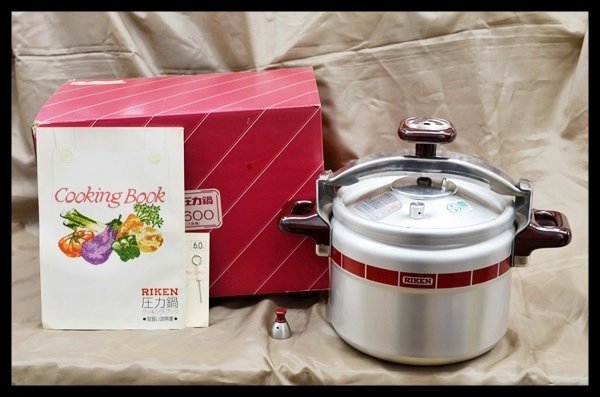 長期保管品 RIKEN 圧力鍋 RE-600 6.0L 1升用 調理器具 理研 元箱、説明