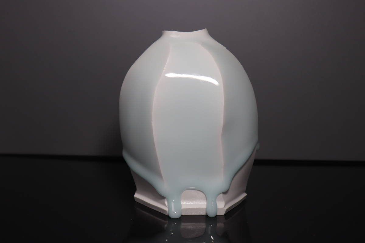 再再販！ 【hiro】期間限定セール！名品！！ 加藤 委 作 青白磁花器