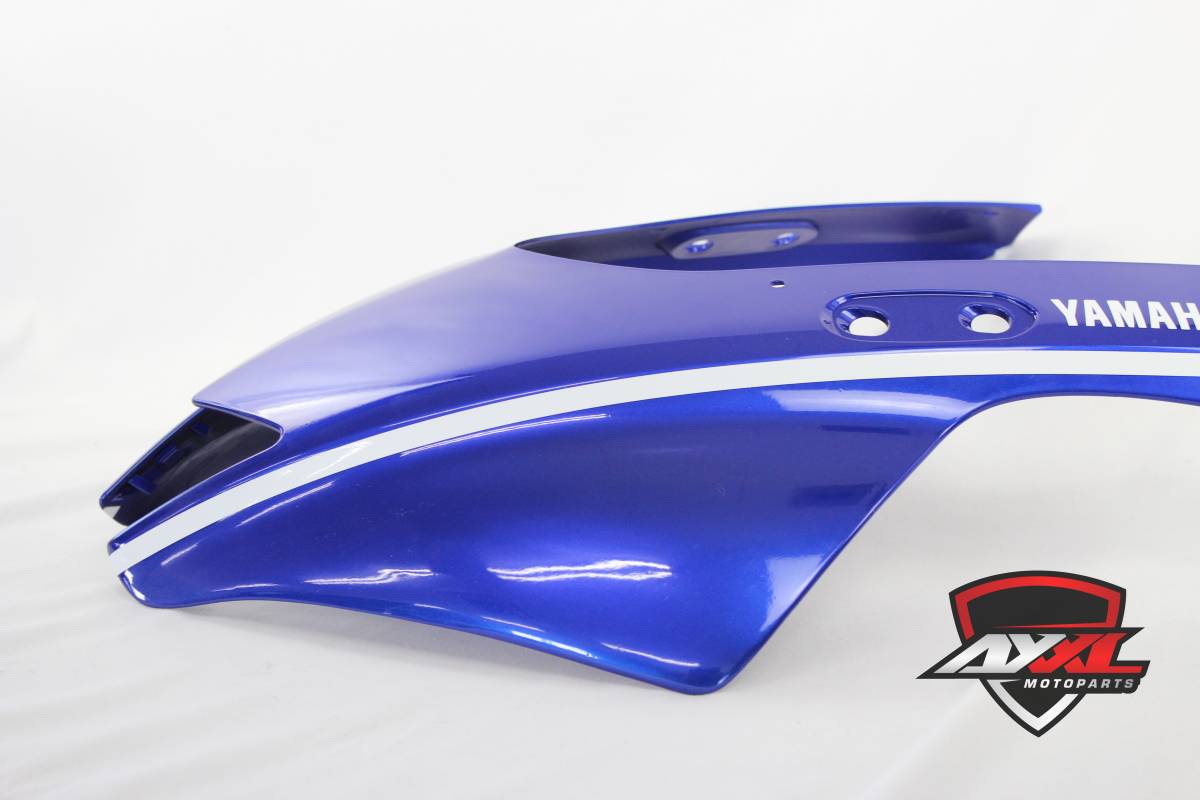 当社在庫あり YZF-R25/R3 を YZF-R6 フェイスに早変わり! フロント