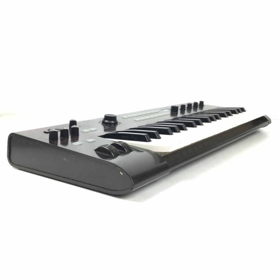 KORG コルグ R3 シンセサイザー/ボコーダー☆現状品 KORG R3 【公式通販】