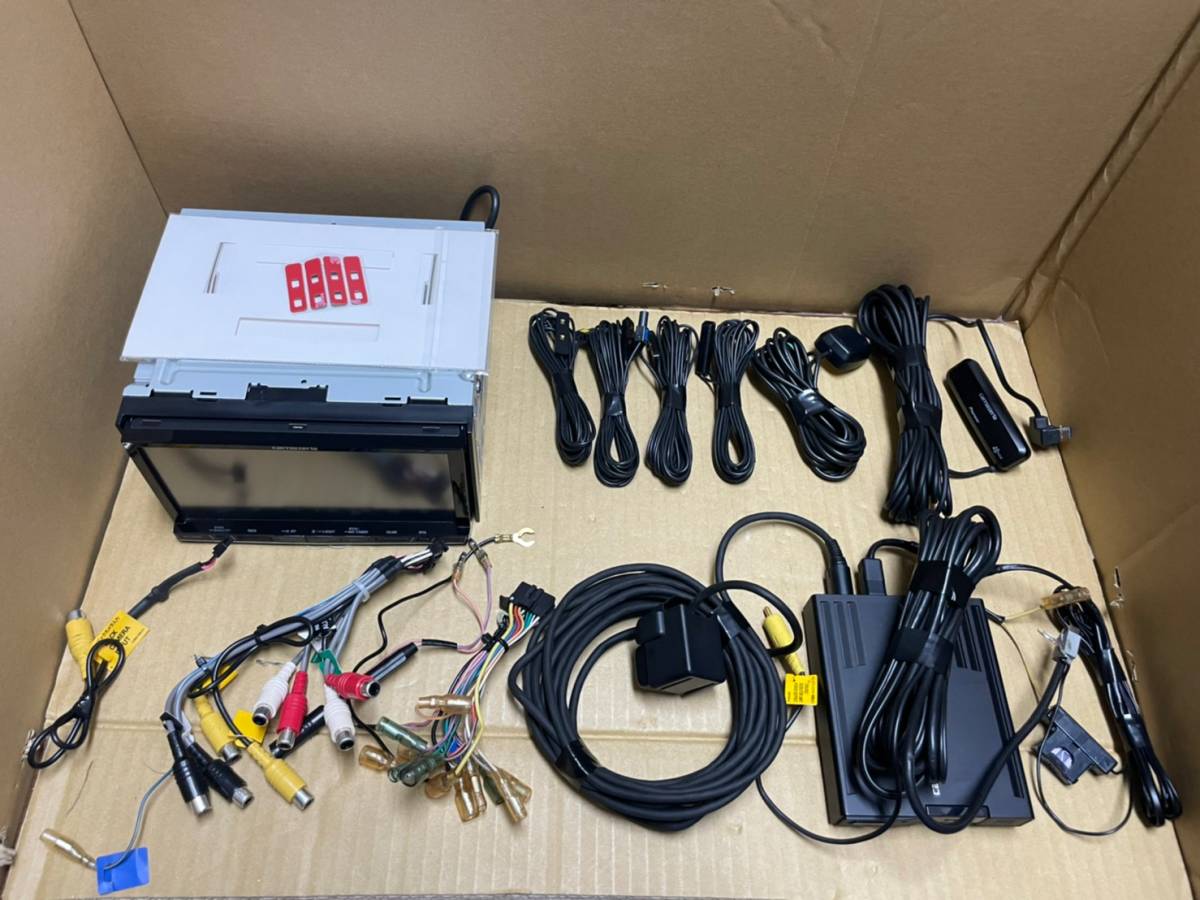 カロッツェリア AVIC-ZH0099S フルセグ Bluetooth HDMI スカウター