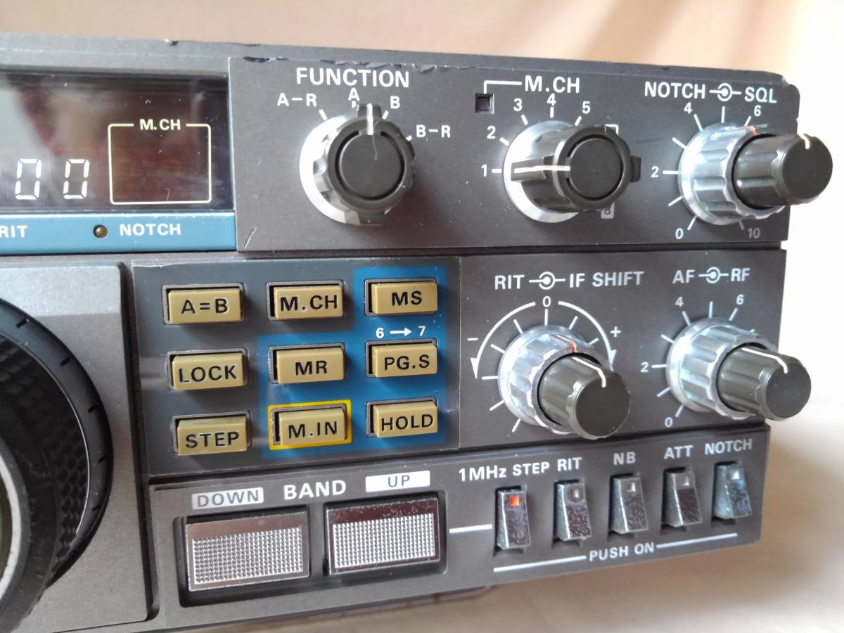 ☆KENWOOD TS-430V HFトランシーバー 通電確認済み ジャンク扱い 