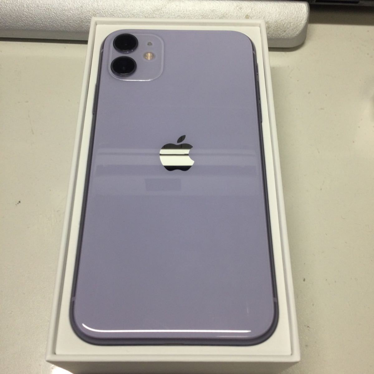 iPhone11 パープル 128g アクティベーション解除済み SIMロックあり au