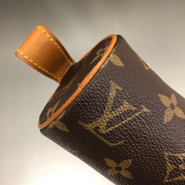 LOUIS VUITTON ルイヴィトン モノグラム トゥルースロンド ポーチ ペン