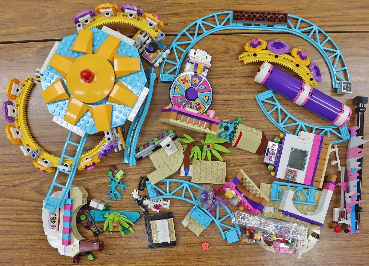 S ジャンク品 おもちゃ レゴ フレンズ ハートレイク遊園地 Lego Friends 対象年齢8歳以上 箱 取扱説明書1 2欠品 その他 売買されたオークション情報 Yahooの商品情報をアーカイブ公開 オークファン Aucfan Com