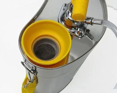 新品 送料無料 9リットル 株式会社シバタ製 肩掛半自動ステンレス