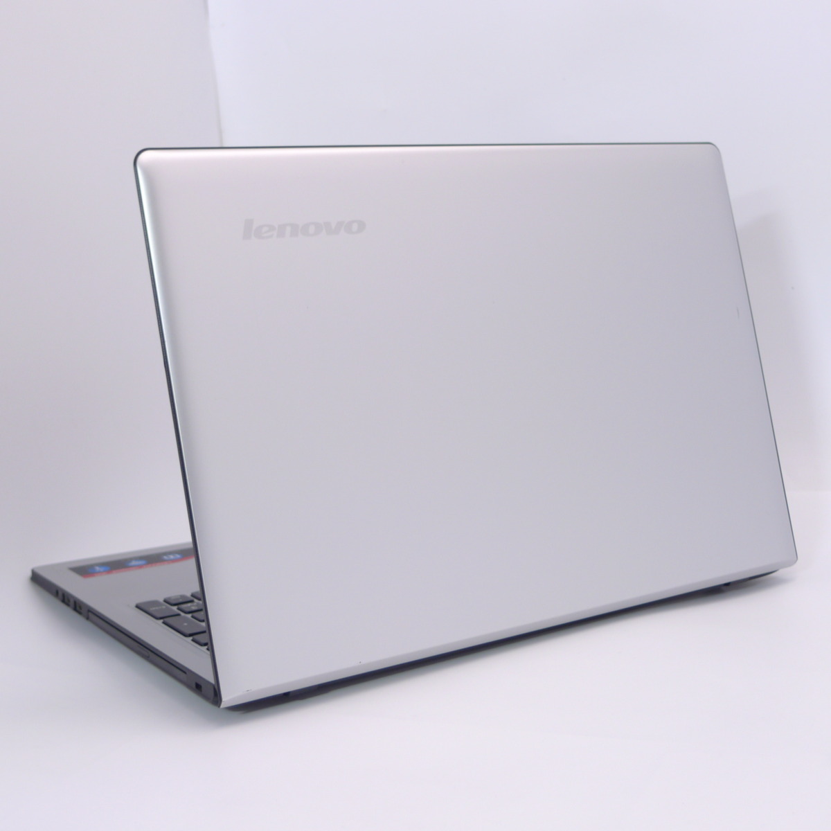 1円～ 保証付 中古良品 新品爆速SSD 15.6型 銀色 ノートPC Lenovo 300-